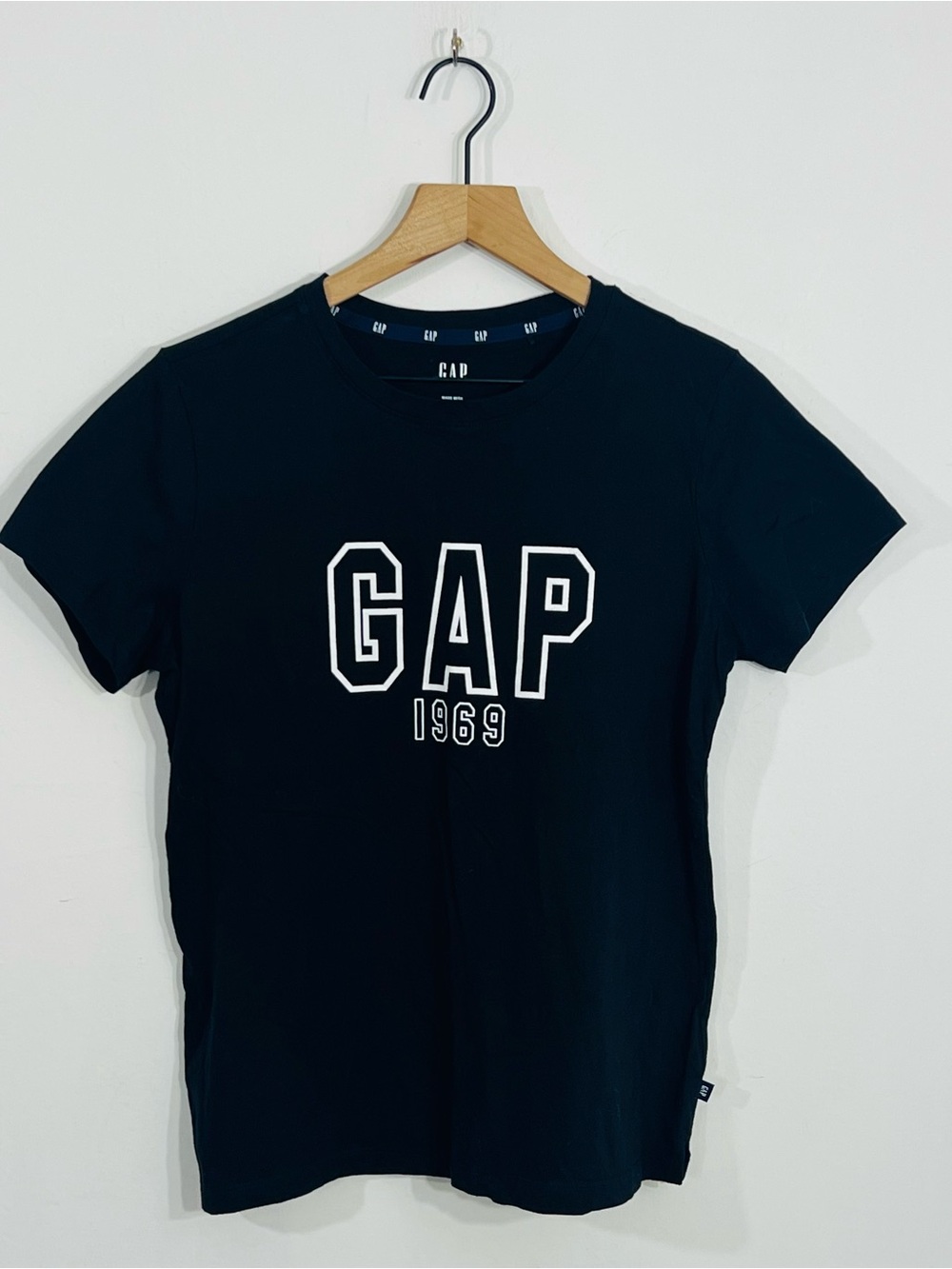 GAP 1969 Black Pullover Short Sleeve Graphic Logo Tee Size Medium Classic Fit M